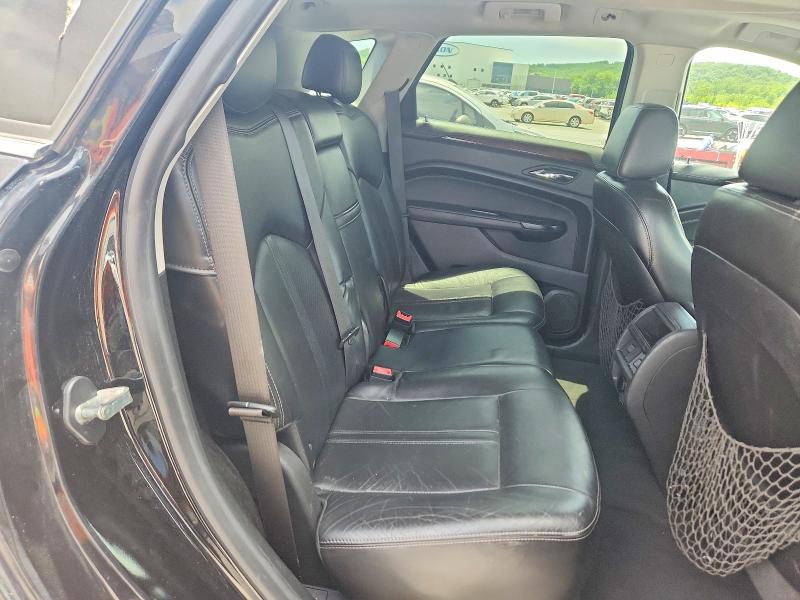 52578946 :رقم المزاد ، 3GYFNEE33FS508373 vin ، 2015 Cadillac Srx مزاد بيع