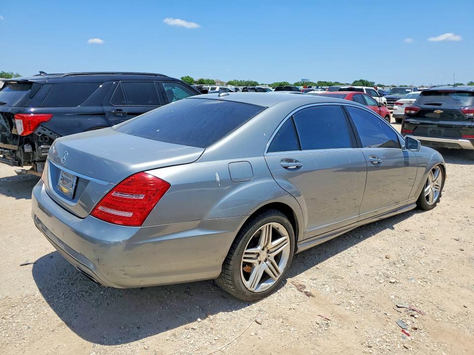 Продажа на аукционе авто 2013 Mercedes-benz S, vin: WDDNG7DB7DA502774, номер лота: 53286286
