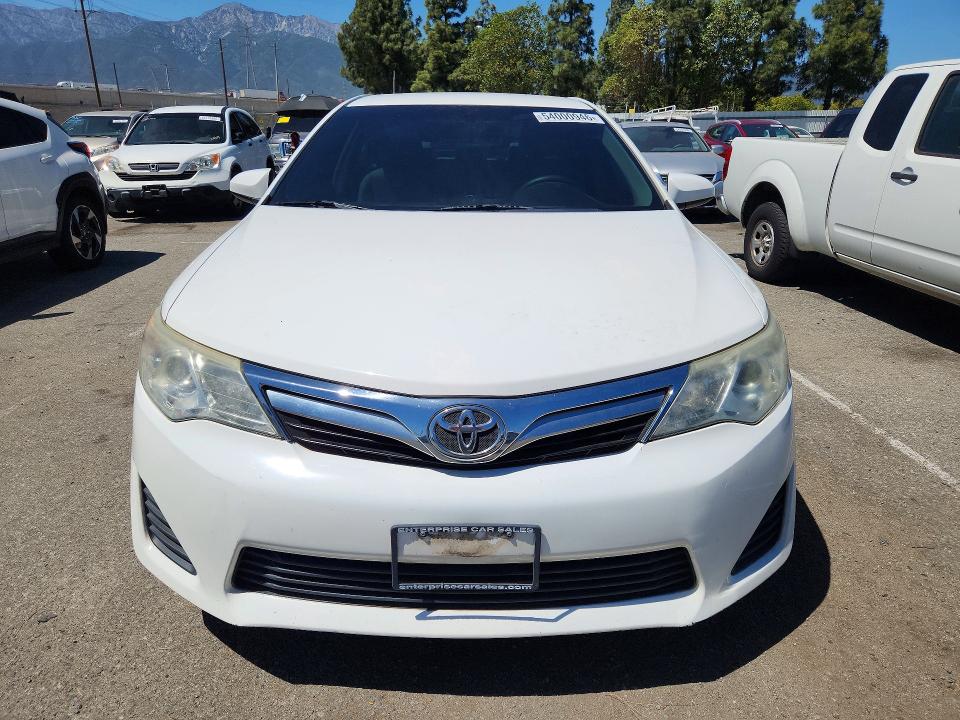 2014 Toyota Camry მანქანა იყიდება აუქციონზე, vin: 4T4BF1FK0ER434541, აუქციონის ნომერი: 54000946