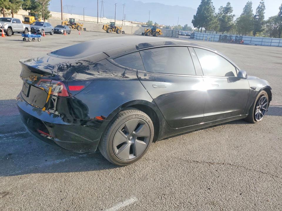 52186616 :رقم المزاد ، 5YJ3E1EAXPF507439 vin ، 2023 Tesla Model 3 مزاد بيع