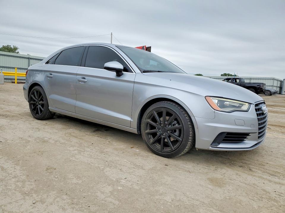 2015 Audi A3 მანქანა იყიდება აუქციონზე, vin: WAUCJGFF6F1052179, აუქციონის ნომერი: 52245666