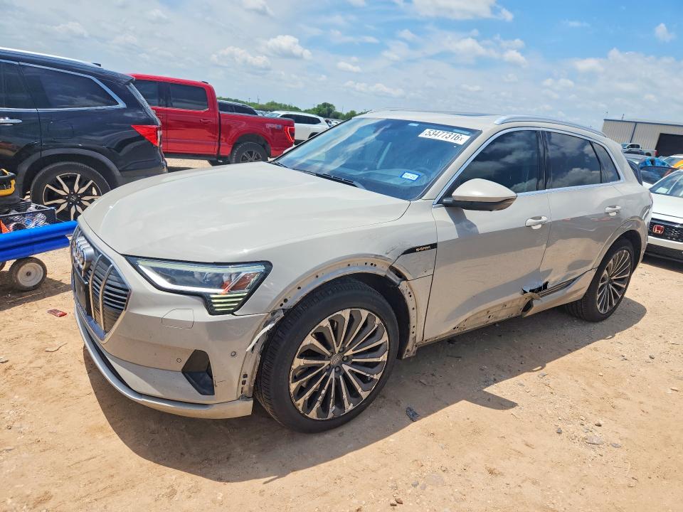 53477316 :رقم المزاد ، WA1VABGE5KB022870 vin ، 2019 Audi E-tron مزاد بيع