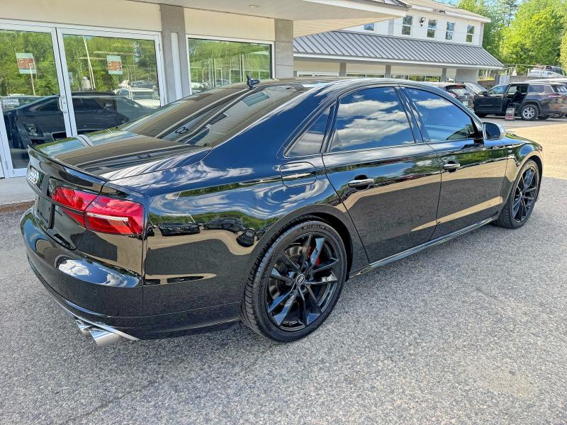 55443666 :رقم المزاد ، WUAJ5AFD5HN901064 vin ، 2017 Audi S8 مزاد بيع