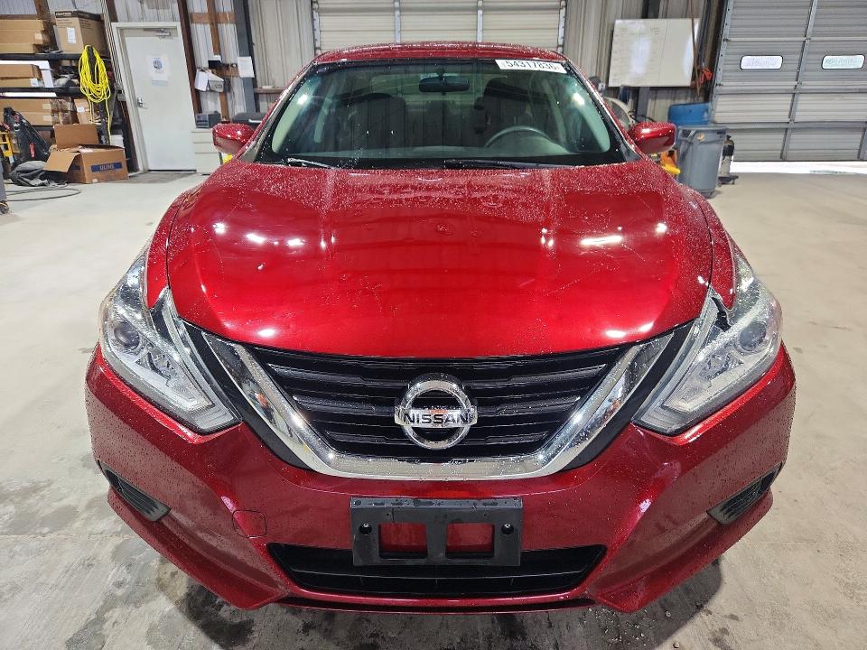 Продаж на аукціоні авто 2018 Nissan Altima, vin: 1N4AL3AP4JC111889, номер лоту: 54317836
