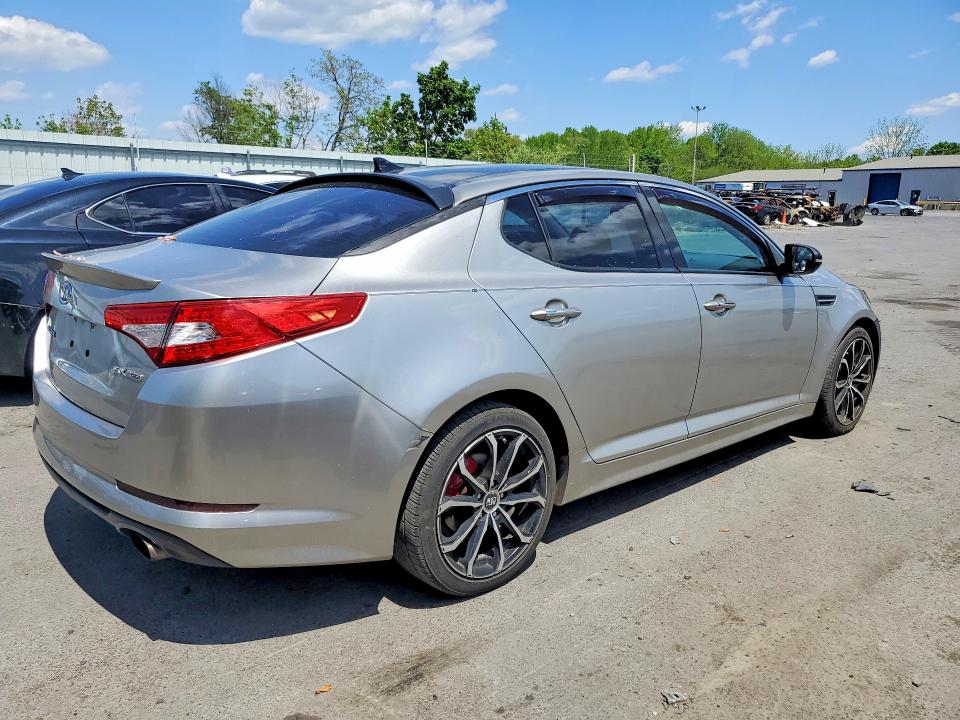 2011 Kia Optima მანქანა იყიდება აუქციონზე, vin: KNAGR4A61B5092088, აუქციონის ნომერი: 53073376