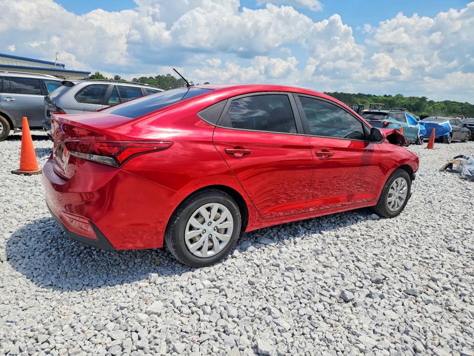 2018 Hyundai Accent მანქანა იყიდება აუქციონზე, vin: 3KPC24A31JE005871, აუქციონის ნომერი: 54122266