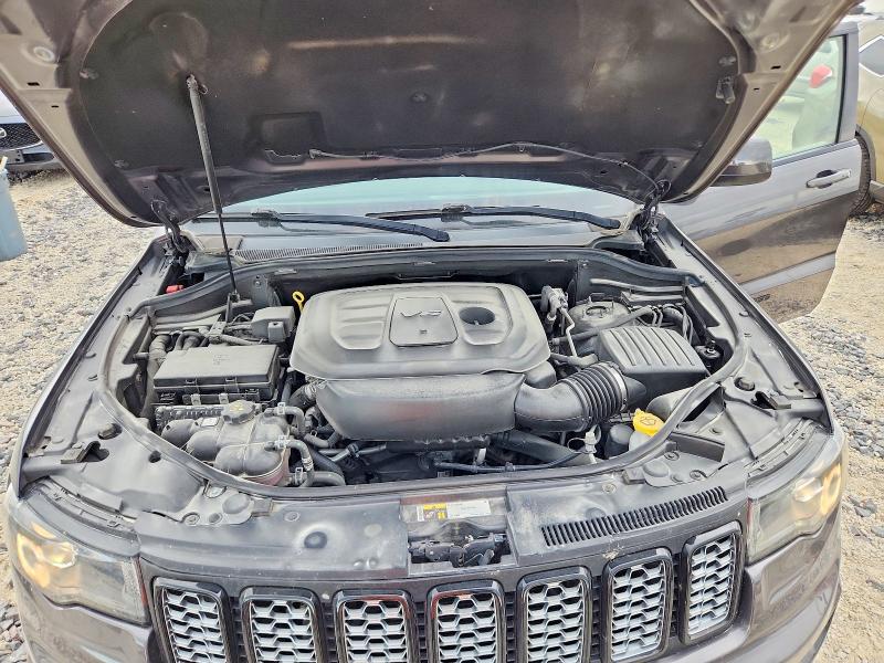 53033176 :رقم المزاد ، 1C4RJFAG6JC335363 vin ، 2018 Jeep Grand Cherokee مزاد بيع