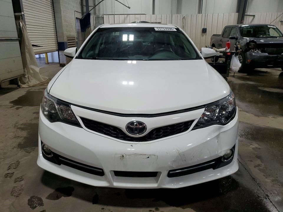 53753596 :رقم المزاد ، 4T1BF1FK6CU567473 vin ، 2012 Toyota Camry مزاد بيع