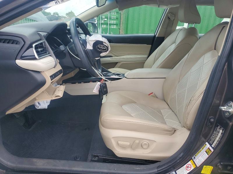 2018 Toyota Camry მანქანა იყიდება აუქციონზე, vin: 4T1B11HKXJU134165, აუქციონის ნომერი: 54841636