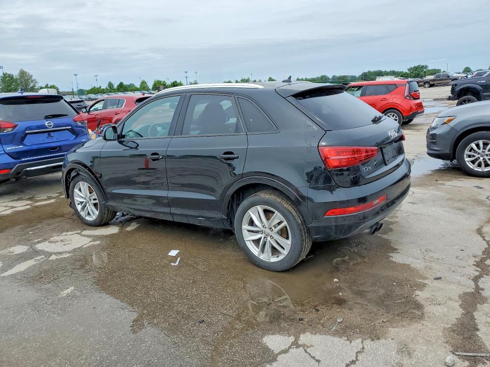 53635026 :رقم المزاد ، WA1BCCFS6HR013833 vin ، 2017 Audi Q3 مزاد بيع