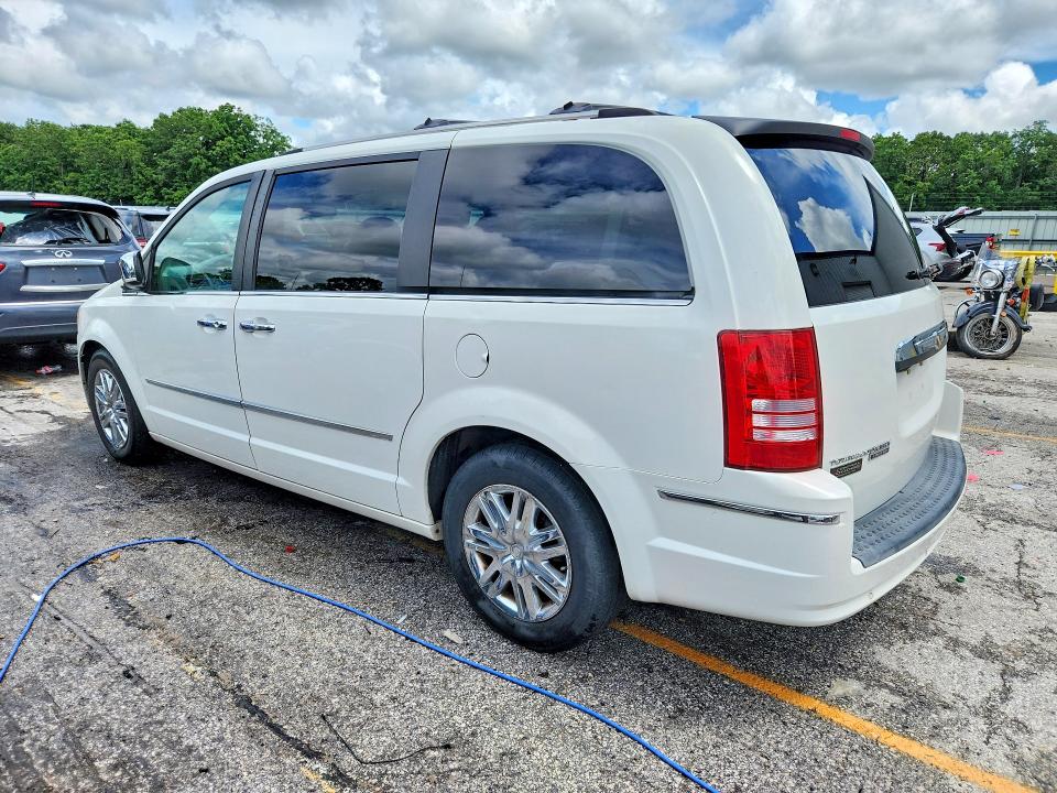 Auction sale of the 2008 Chrysler Town & Country, vin: 2A8HR64X08R646068, lot number: 55438246