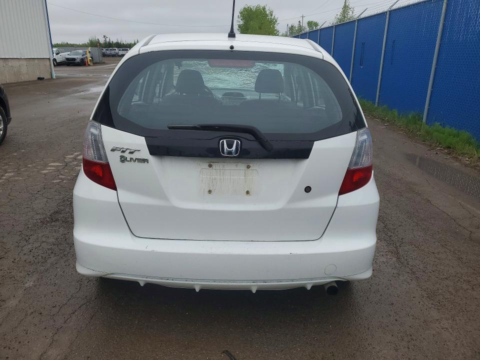 2014 Honda Fit მანქანა იყიდება აუქციონზე, vin: LUCGE8H33E3002159, აუქციონის ნომერი: 54752746