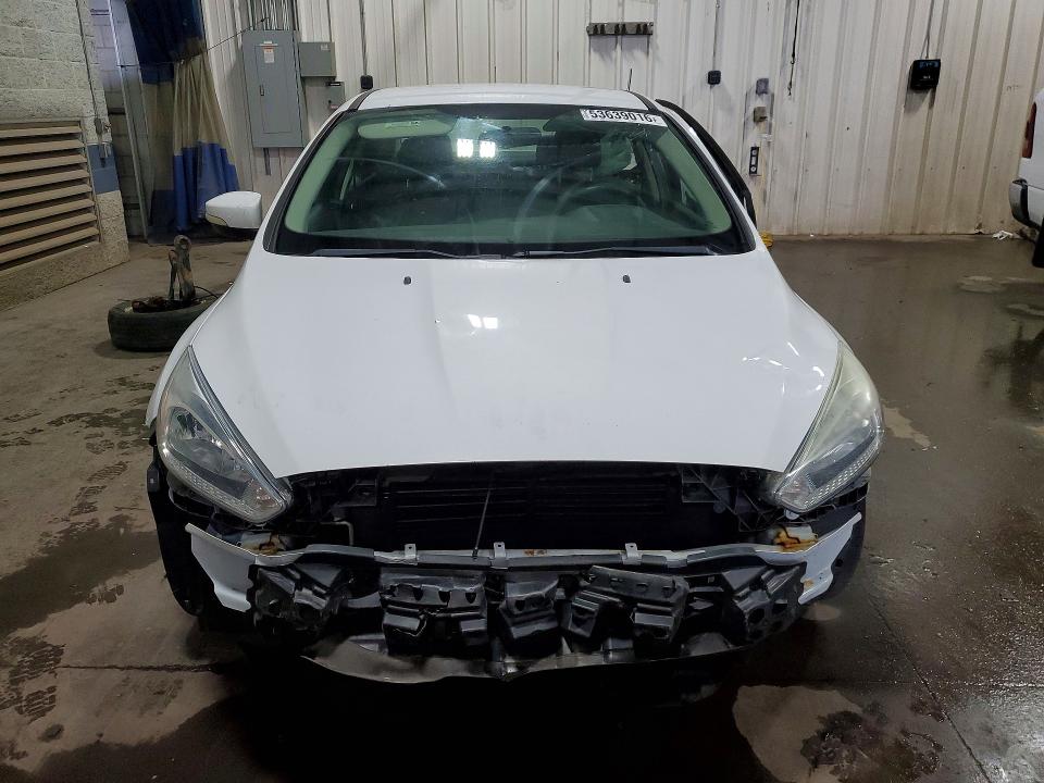 53639016 :رقم المزاد ، 1FADP3F27FL262909 vin ، 2015 Ford Focus مزاد بيع