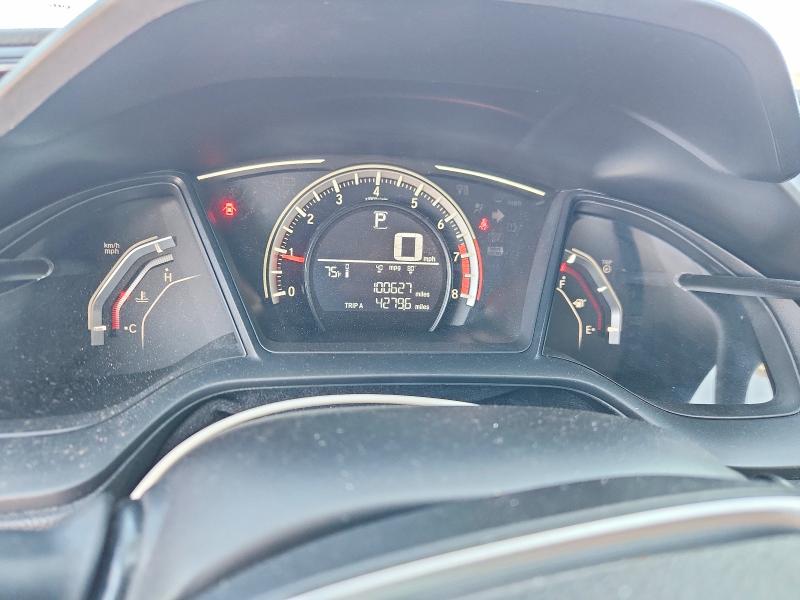 53217946 :رقم المزاد ، 19XFC2F5XJE000970 vin ، 2018 Honda Civic مزاد بيع
