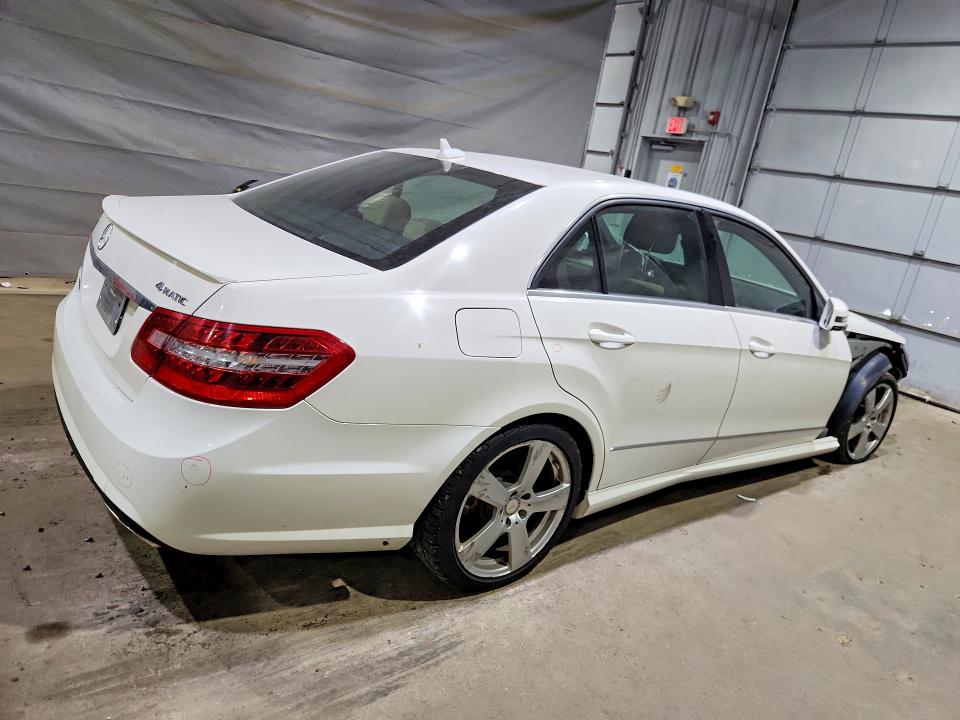 Продажа на аукционе авто 2011 Mercedes-benz E, vin: WDDHF8HB0BA439501, номер лота: 54317246