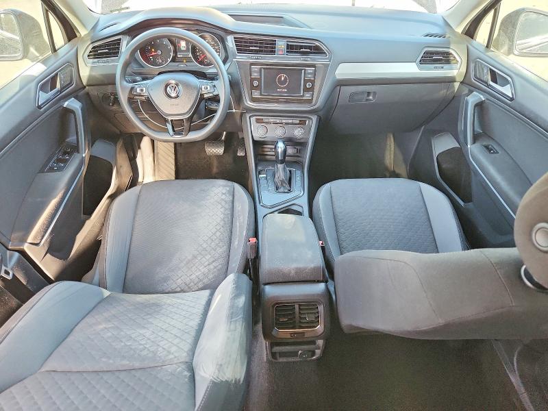 Продажа на аукционе авто 2018 Volkswagen Tiguan, vin: 3VV1B7AX7JM087740, номер лота: 54837096