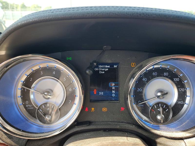 2012 Chrysler 300 4d 2wd მანქანა იყიდება აუქციონზე, vin: 2C3CCAAG8CH272886, აუქციონის ნომერი: 53070616