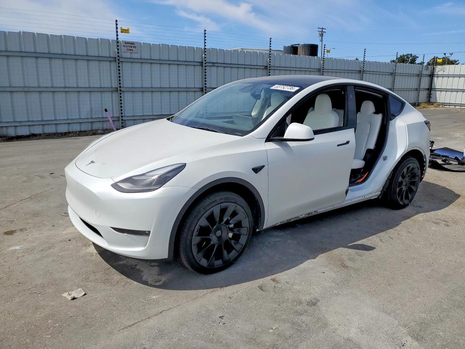 2023 Tesla Model Y მანქანა იყიდება აუქციონზე, vin: 7SAYGDEE8PF909564, აუქციონის ნომერი: 53752736