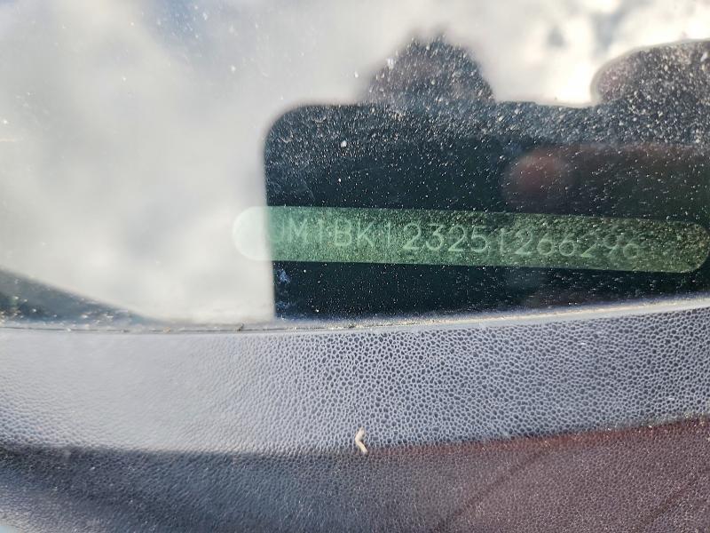 2005 Mazda 3 მანქანა იყიდება აუქციონზე, vin: JM1BK123251266296, აუქციონის ნომერი: 53603966
