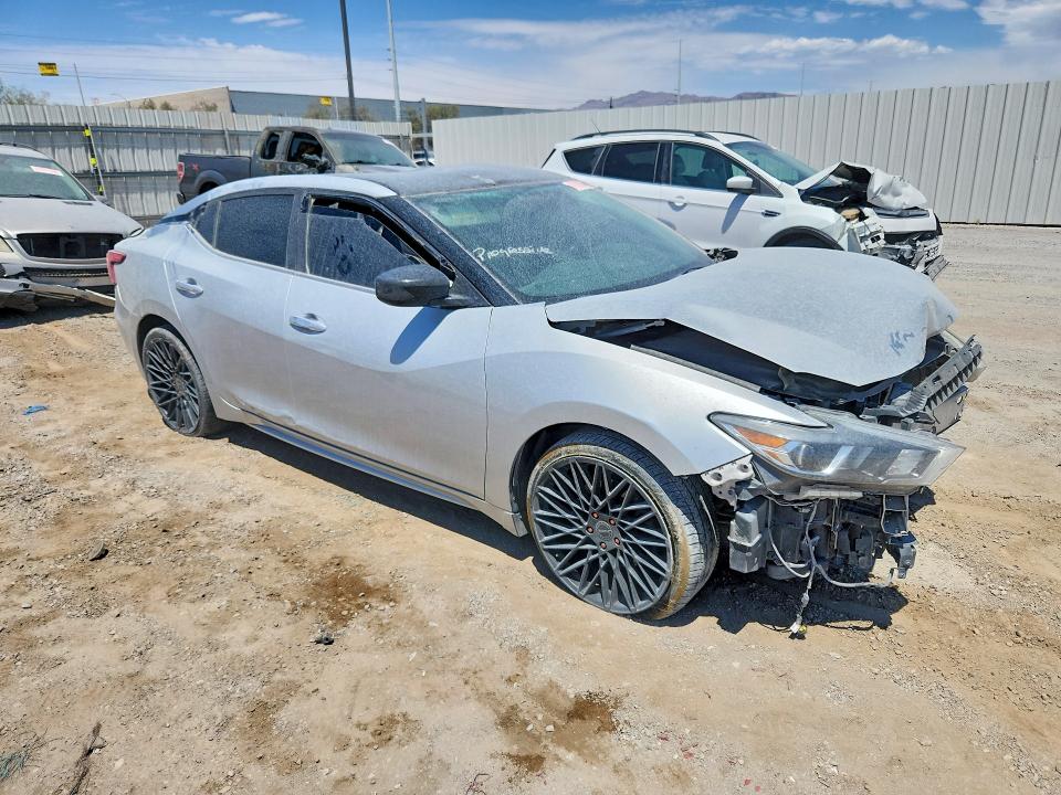 47926896 :رقم المزاد ، 1N4AA6AP3JC388640 vin ، 2018 Nissan Maxima مزاد بيع