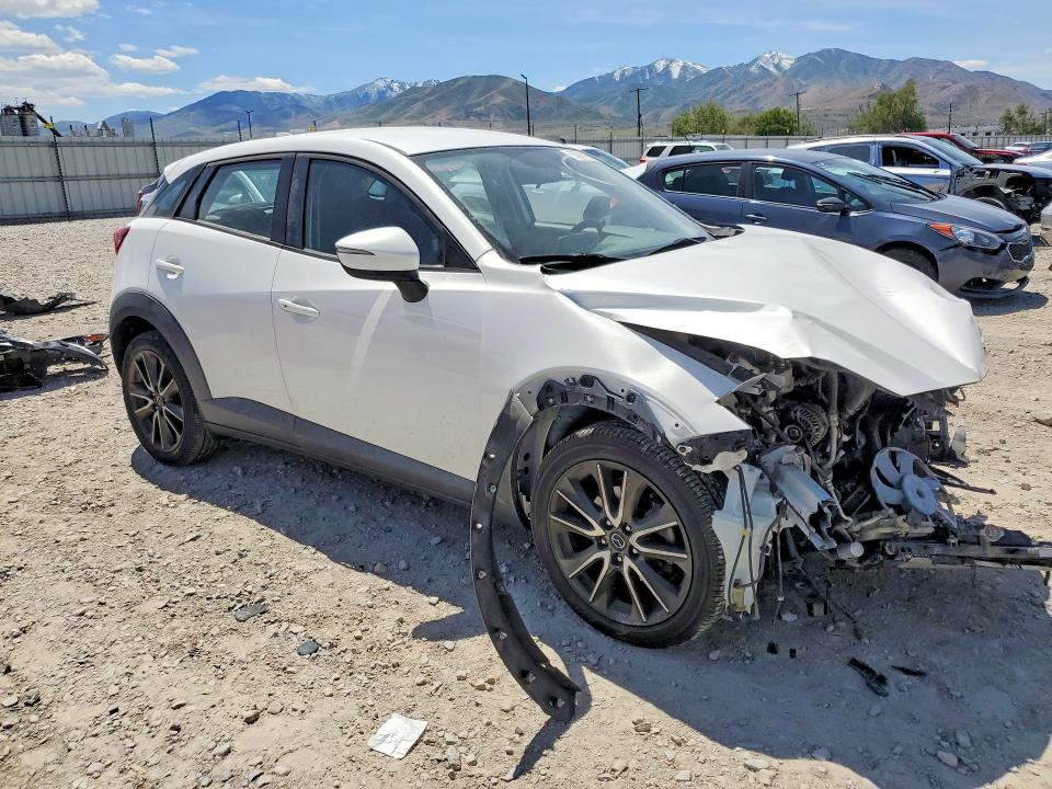 53914906 :رقم المزاد ، JM1DKFC7XH0165816 vin ، 2017 Mazda Cx-3 مزاد بيع