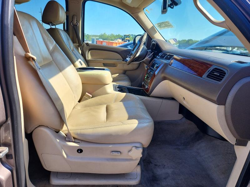 Продажа на аукционе авто 2011 Chevrolet Tahoe, vin: 1GNSCBE03BR365833, номер лота: 53883356