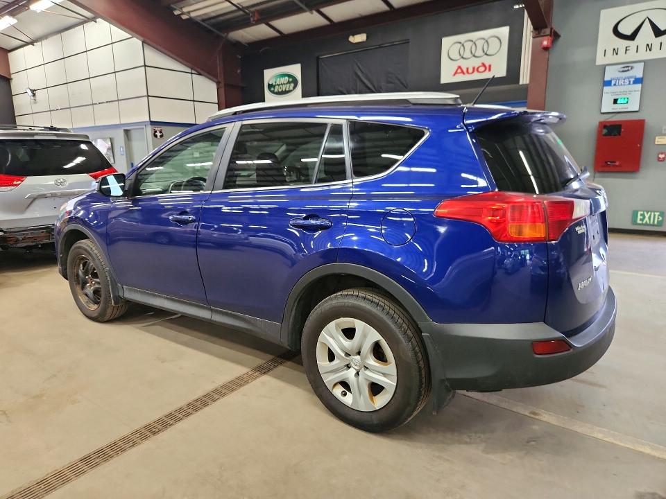 Продажа на аукционе авто 2015 Toyota Rav4, vin: 2T3BFREV9FW404015, номер лота: 55685736