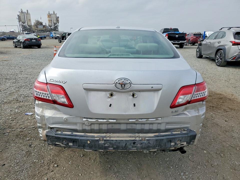 53812986 :رقم المزاد ، 4T1BF3EK0AU067674 vin ، 2010 Toyota Camry مزاد بيع