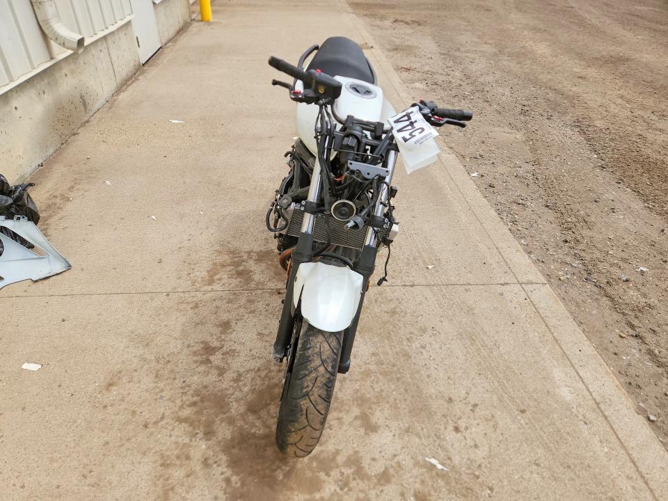 2011 Kawasaki Ex400 მანქანა იყიდება აუქციონზე, vin: JKAEXKC19BDA02825, აუქციონის ნომერი: 54485326