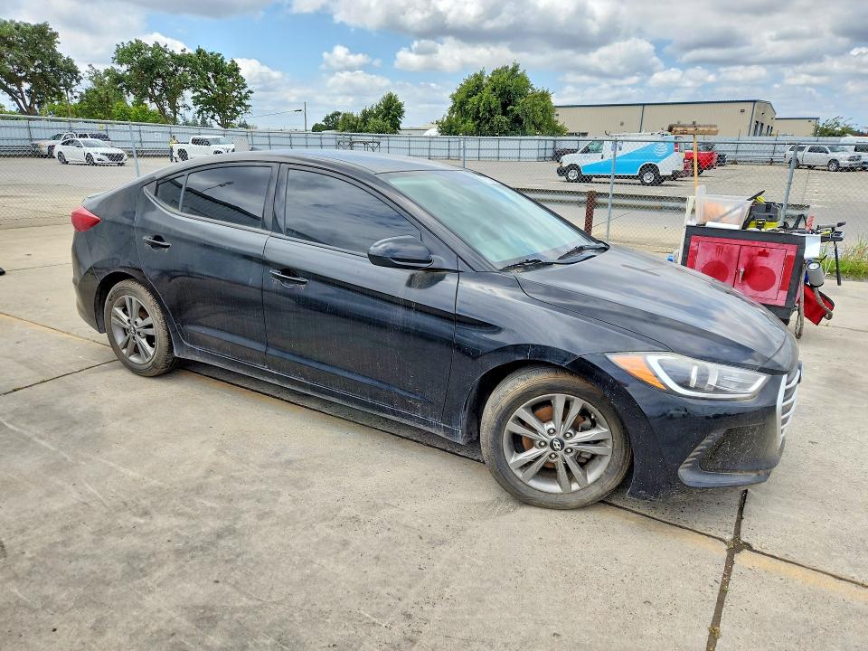Продажа на аукционе авто 2018 Hyundai Elantra, vin: 5NPD84LF5JH264286, номер лота: 55054706