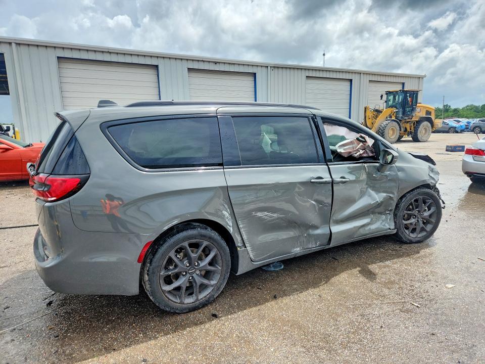 2022 Chrysler Pacifica მანქანა იყიდება აუქციონზე, vin: 2C4RC1BG5NR118248, აუქციონის ნომერი: 55322816