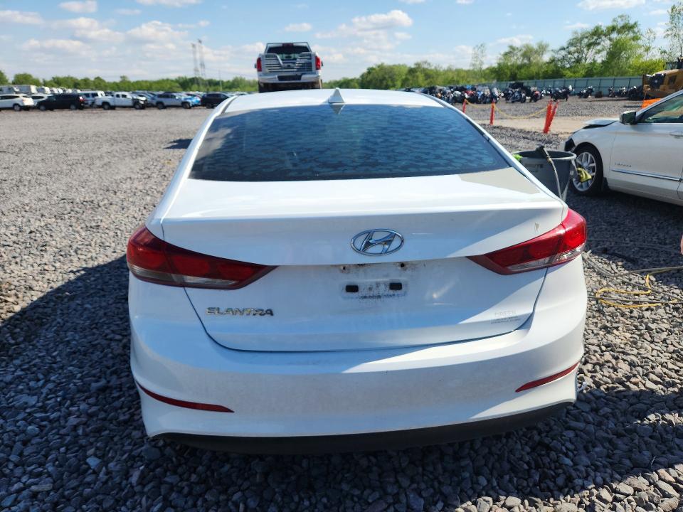 2017 Hyundai Elantra მანქანა იყიდება აუქციონზე, vin: 5NPD84LF2HH063214, აუქციონის ნომერი: 52383326