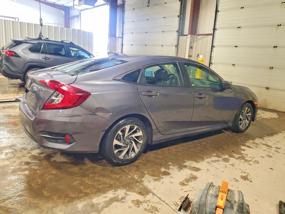 53135096 :رقم المزاد ، 2HGFC2F75HH546190 vin ، 2017 Honda Civic مزاد بيع