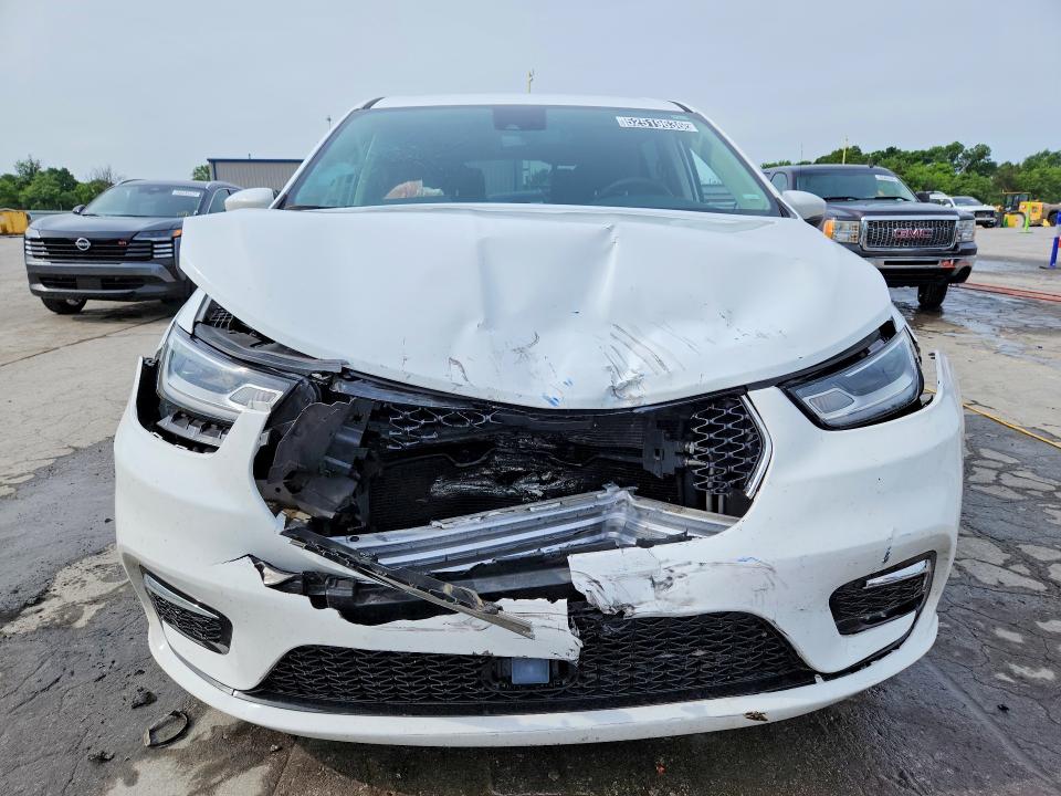 Продажа на аукционе авто 2023 Chrysler Pacifica, vin: 2C4RC1BG8PR625230, номер лота: 52519636
