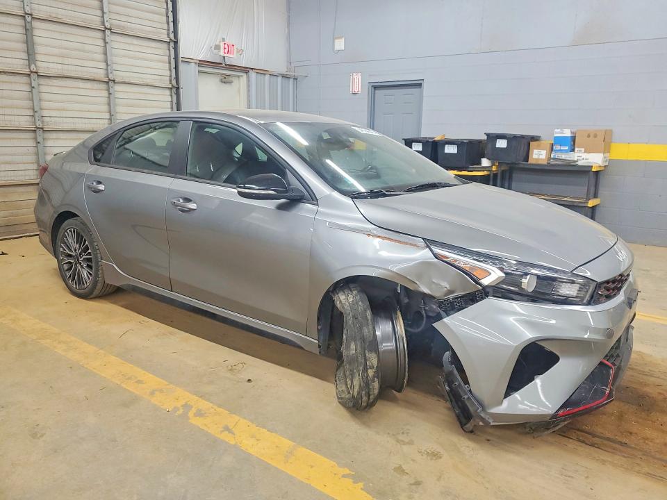 54094046 :رقم المزاد ، 3KPF54AD1NE508612 vin ، 2022 Kia Forte مزاد بيع