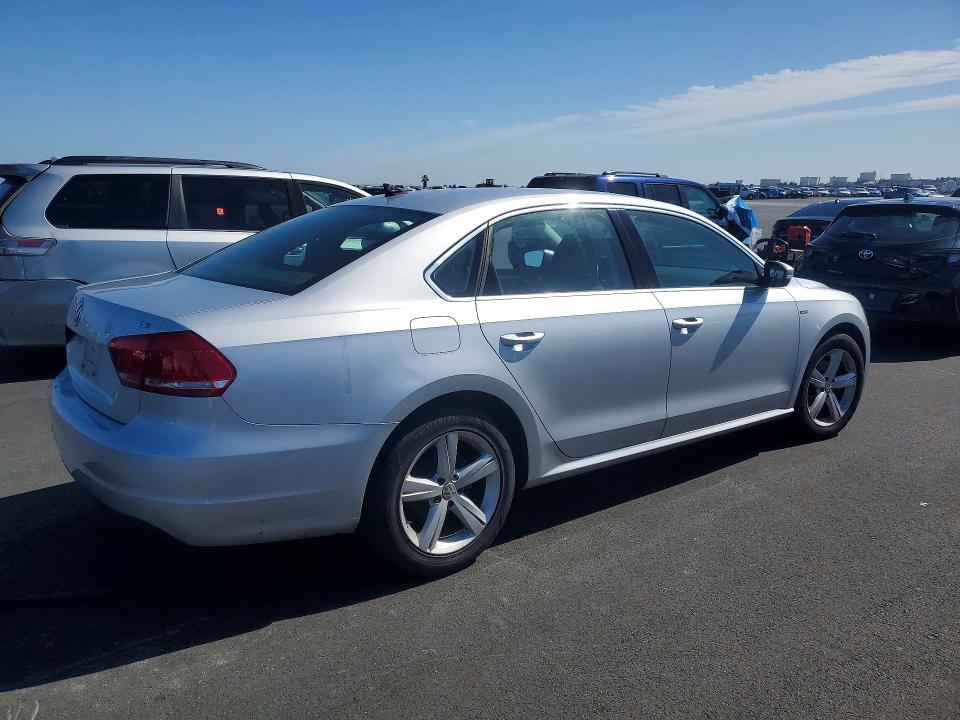 Aukcja sprzedaży 2015 Volkswagen Passat, vin: 1VWAS7A39FC111005, numer aukcji: 53092056