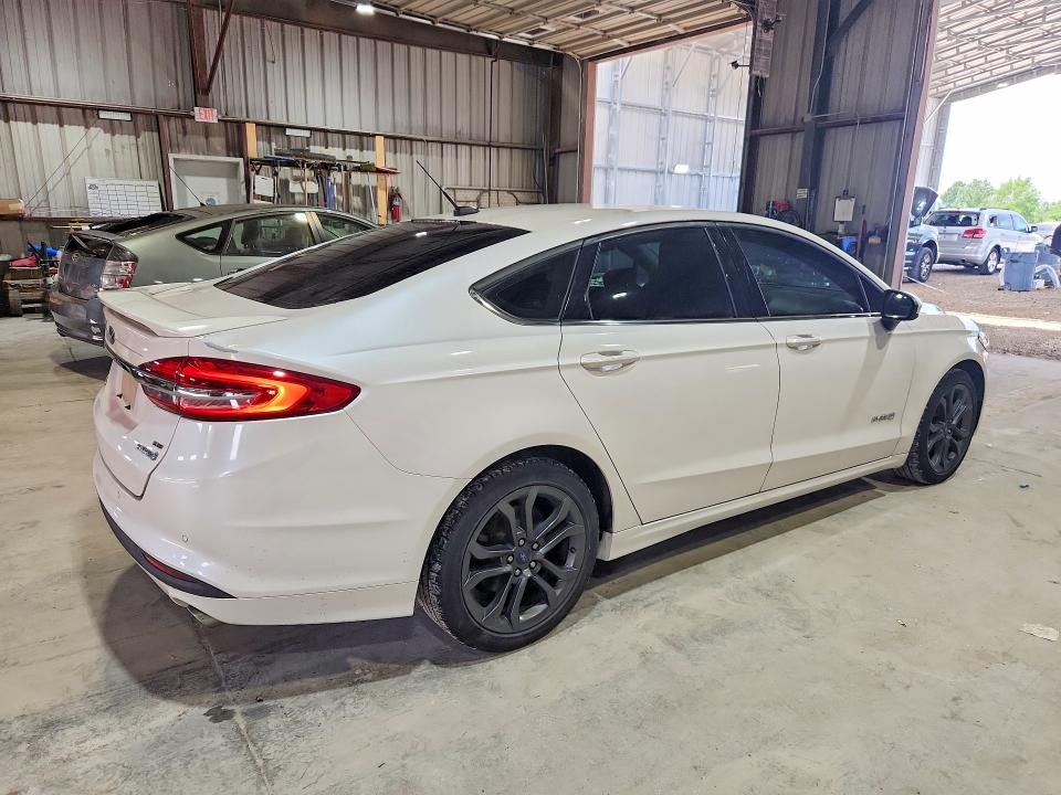 2018 Ford Fusion მანქანა იყიდება აუქციონზე, vin: 3FA6P0LU8JR161224, აუქციონის ნომერი: 55611056