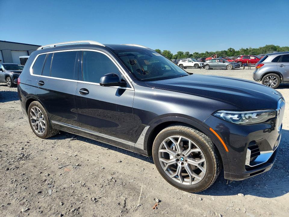53179726 :رقم المزاد ، 5UXCW2C06M9H63436 vin ، 2021 Bmw X7 مزاد بيع