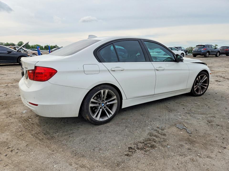 2015 Bmw 328 მანქანა იყიდება აუქციონზე, vin: WBA3A5G5XFNS86957, აუქციონის ნომერი: 52762766
