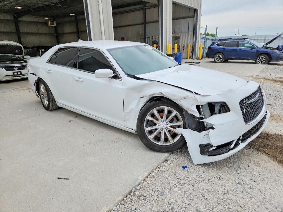Продаж на аукціоні авто 2017 Chrysler 300, vin: 2C3CCARG7HH567926, номер лоту: 54322756