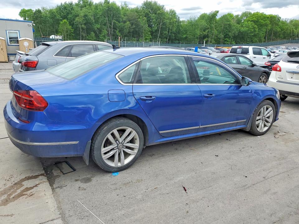 Продаж на аукціоні авто 2017 Volkswagen Passat, vin: 1VWGT7A3XHC016138, номер лоту: 55054046