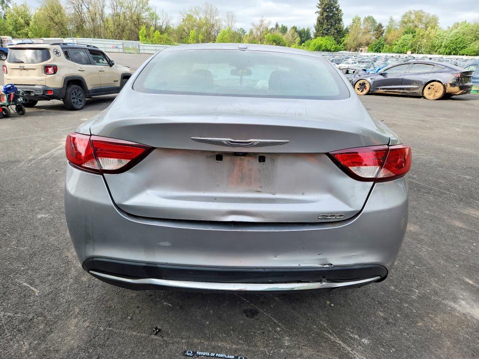 2015 Chrysler 200 მანქანა იყიდება აუქციონზე, vin: 1C3CCCABXFN676669, აუქციონის ნომერი: 52951326