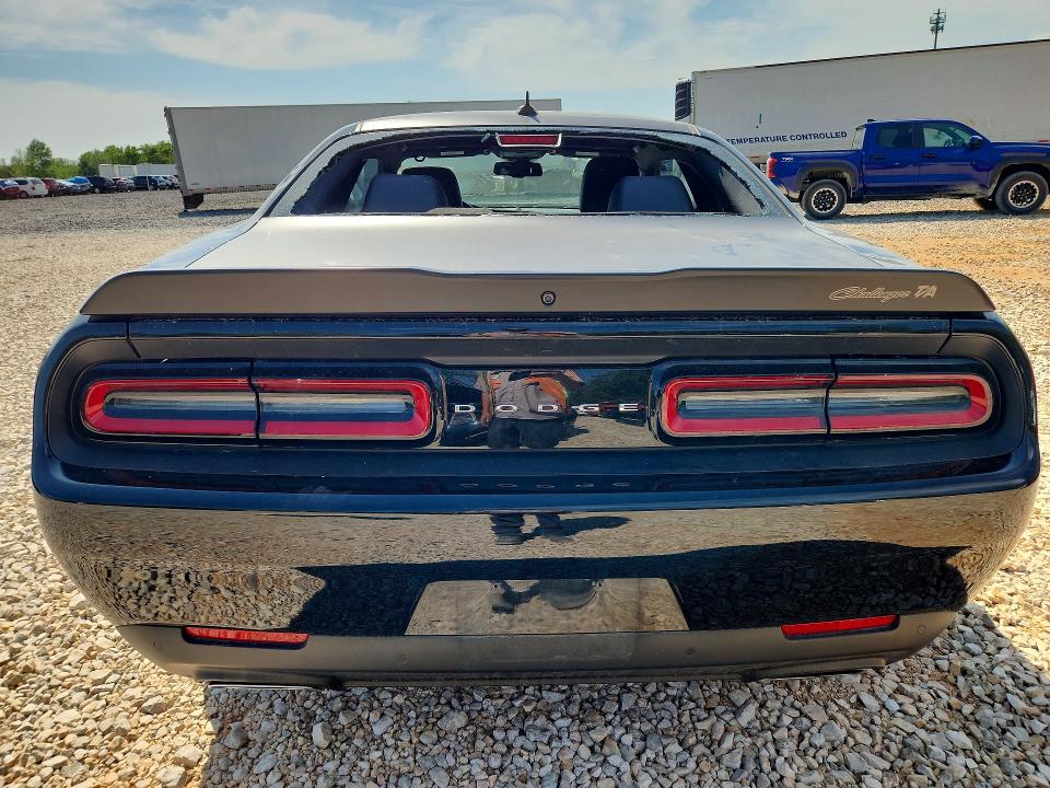52448816 :رقم المزاد ، 2C3CDZBT9PH527302 vin ، 2023 Dodge Challenger مزاد بيع