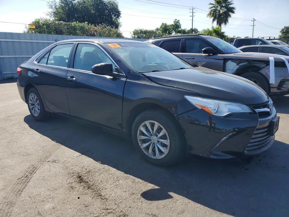 2017 Toyota Camry მანქანა იყიდება აუქციონზე, vin: 4T1BF1FK6HU362212, აუქციონის ნომერი: 53270526
