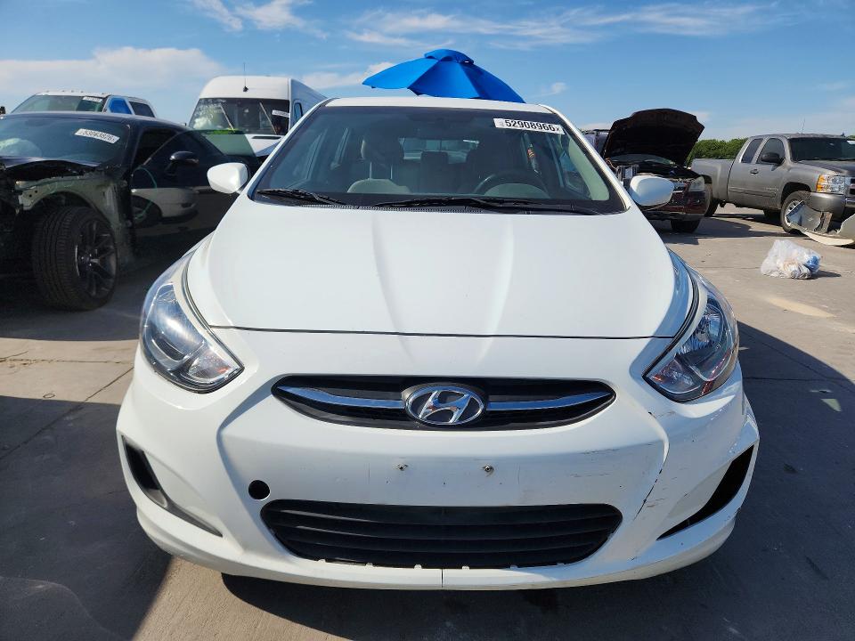52908966 :رقم المزاد ، KMHCT5AE7FU219739 vin ، 2015 Hyundai Accent مزاد بيع
