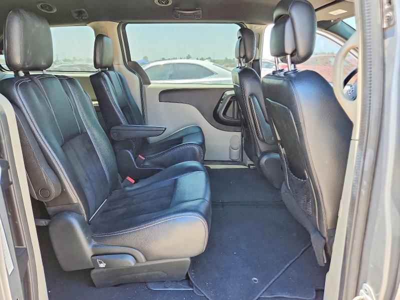 53585286 :رقم المزاد ، 2C4RDGCG8JR238473 vin ، 2018 Dodge Grand Caravan مزاد بيع