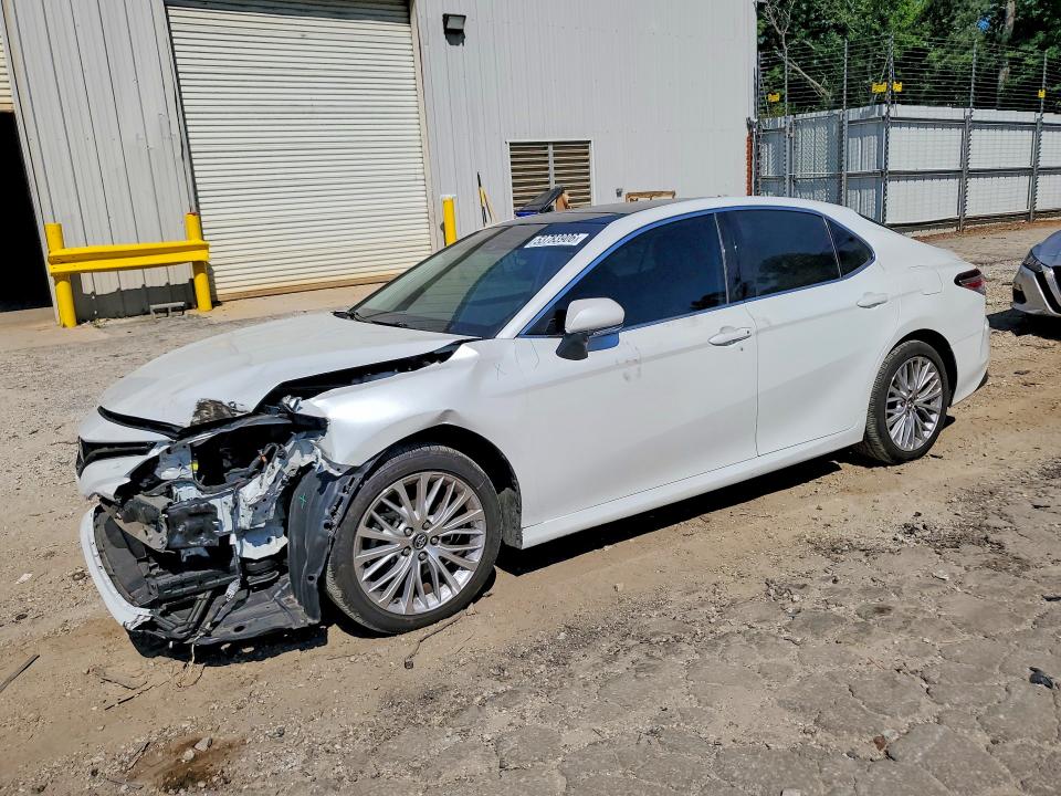 53783906 :رقم المزاد ، 4T1B11HKXKU794546 vin ، 2019 Toyota Camry مزاد بيع