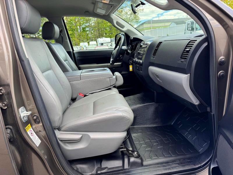 Продажа на аукционе авто 2013 Toyota Tundra, vin: 5TFUM5F10DX044001, номер лота: 53725456