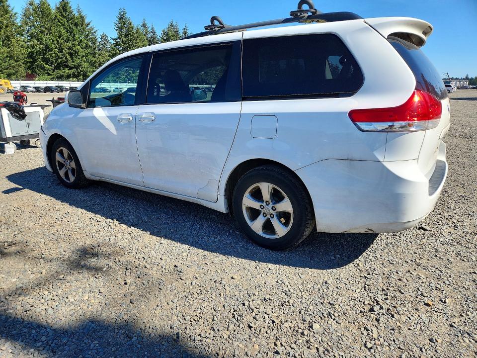 55206816 :رقم المزاد ، 5TDKK3DC1ES518227 vin ، 2014 Toyota Sienna مزاد بيع