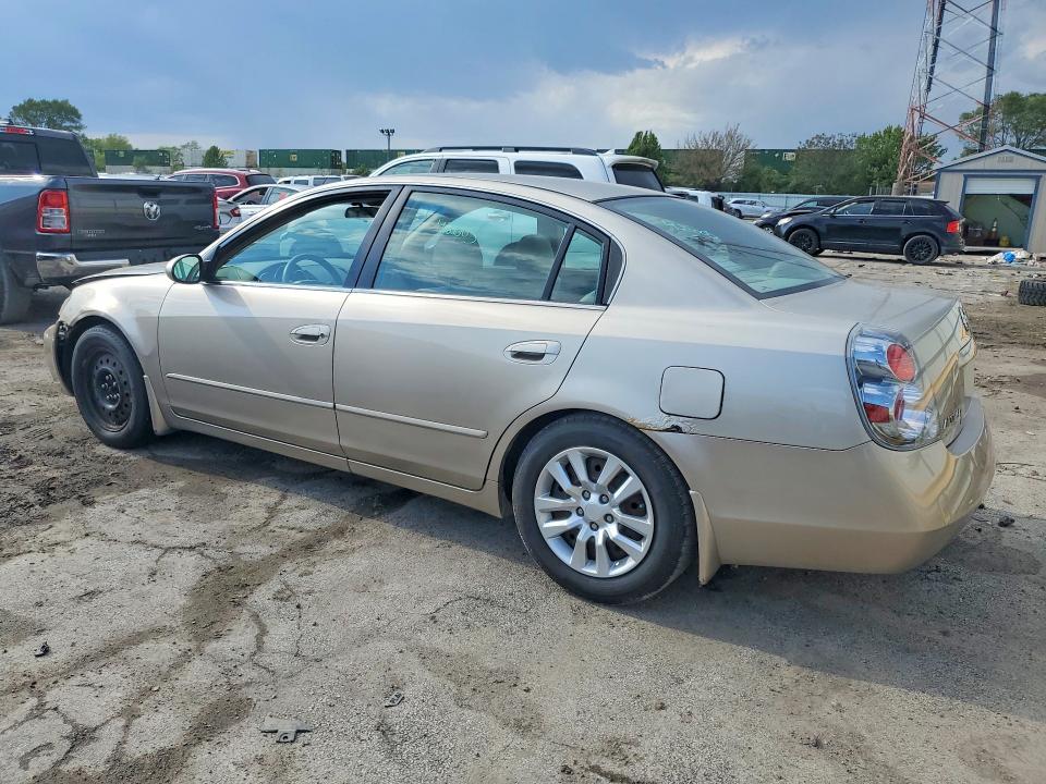 2005 Nissan Altima მანქანა იყიდება აუქციონზე, vin: 1N4AL11D95C240243, აუქციონის ნომერი: 51760456
